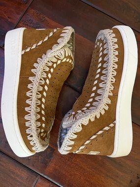 MOU Summer Eskimo Cognac Sneaker w/Leather Overstitching